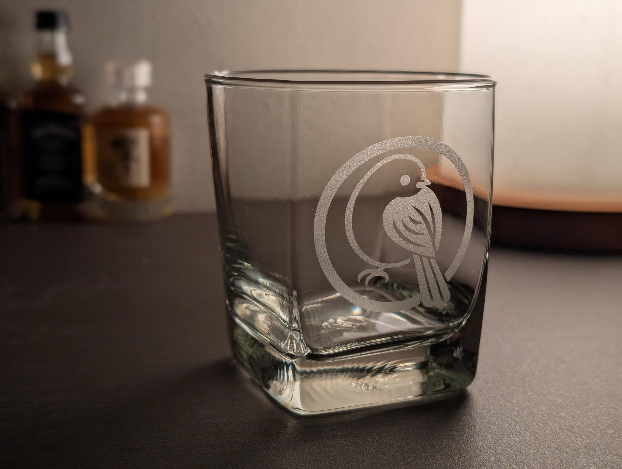 丸に振り向きシマエナガ　家紋風グラス | 2枚目